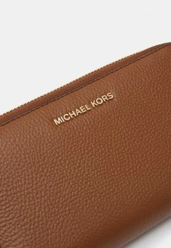 MICHAEL Michael Kors JET SET FLAT CASE - Wallet - Tan -MICHAEL Michael Kors shop 00fa2fb64cd0481a9d2b7fd31e74e1b0
