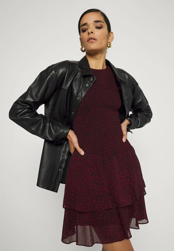 MICHAEL Michael Kors CHEETAH SMOCK MINI - Day Dress - Dark Ruby 3 MICHAEL Michael Kors CHEETAH SMOCK MINI - Day Dress - Dark Ruby