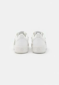 MICHAEL Michael Kors EMMETT STRAP LACE UP - Trainers - Optic White -MICHAEL Michael Kors shop 0af5b4d645a647b0a17e078a4d02152e