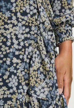 MICHAEL Michael Kors WRAP DRESS - Day Dress - Chambray 13 MICHAEL Michael Kors WRAP DRESS - Day Dress - Chambray -MICHAEL Michael Kors shop 1176fabd85af457685a46c04c0f15375