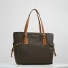 MICHAEL Michael Kors VOYAGER SIGNATURE TOTE - Handbag - Brown 2 MICHAEL Michael Kors VOYAGER SIGNATURE TOTE - Handbag - Brown -MICHAEL Michael Kors shop 13464370b9cf4f6eb38141e875af5e4a