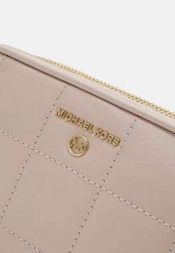 MICHAEL Michael Kors JET SET CHARM XBODY - Across Body Bag - Soft Pink 9 MICHAEL Michael Kors JET SET CHARM XBODY - Across Body Bag - Soft Pink -MICHAEL Michael Kors shop 13631e3c9efc4555800c008ef770df96