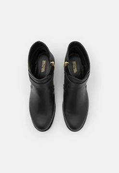 MICHAEL Michael Kors JILLY FLAT BOOTIE - Ankle Boots - Black -MICHAEL Michael Kors shop 139333280ae642288cec0dcc6b66ee9d