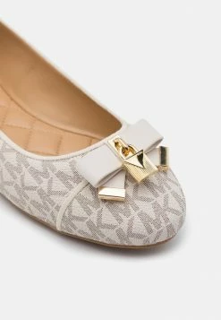 MICHAEL Michael Kors ALICE BALLET - Ballet Pumps - Vanilla -MICHAEL Michael Kors shop 171abaa4a21a4eafa6bf5ce7172df87a