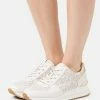 MICHAEL Michael Kors MONIQUE - Trainers - Cream