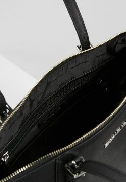MICHAEL Michael Kors JET SET - Handbag - Black/silver -MICHAEL Michael Kors shop 1a0376aa09a84b5bbea3c7622b3bd0e9