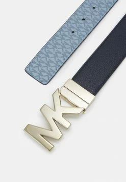 MICHAEL Michael Kors PEBBLE TO LOGO ON PLAQ - Belt - Admiral Pale Blue -MICHAEL Michael Kors shop 1db21e17782a4868a9b3785fd036ef73