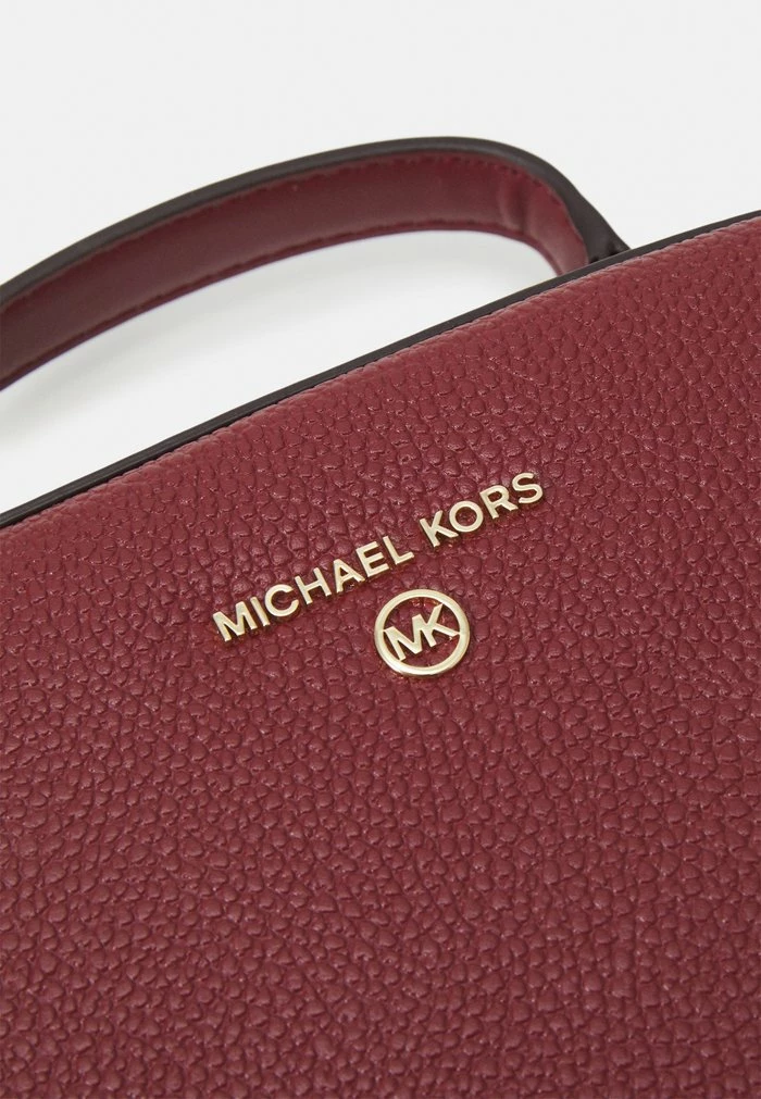 MICHAEL Michael Kors JET XBODY - Handbag - Bordeaux 7 MICHAEL Michael Kors JET XBODY - Handbag - Bordeaux - Image 5