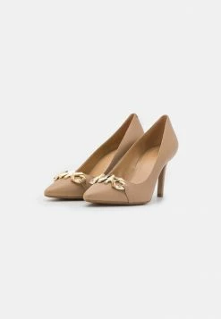 MICHAEL Michael Kors IZZY FLEX - Classic Heels - Camel -MICHAEL Michael Kors shop 1fcd9c9770d242e5b3bd78434315b284