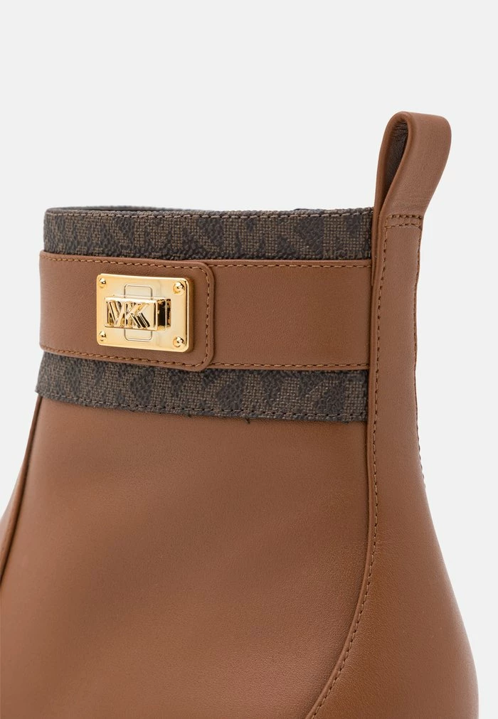 MICHAEL Michael Kors PADMA STRAP FLAT BOOTIE - Classic Ankle Boots - Brown/luggage 9 MICHAEL Michael Kors PADMA STRAP FLAT BOOTIE - Classic Ankle Boots - Brown/luggage - Image 7