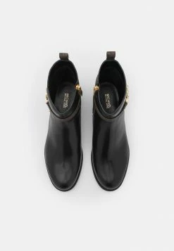 MICHAEL Michael Kors FARRAH FLAT BOOTIE - Classic Ankle Boots - Black -MICHAEL Michael Kors shop 3e59c996de3e4986965c012c0ba7e0c1