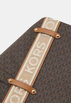 MICHAEL Michael Kors MAEVE OPEN TOTE - Tote Bag - Beige -MICHAEL Michael Kors shop 52ee7880df5543c08097a400a1e794de