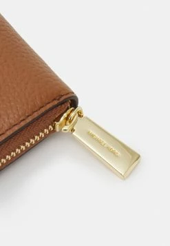 MICHAEL Michael Kors JET SET CHARM COIN CARD CASE - Wallet - Luggage 11 MICHAEL Michael Kors JET SET CHARM COIN CARD CASE - Wallet - Luggage -MICHAEL Michael Kors shop 5317cfa57407461a9bbf6f965bbcc2c7