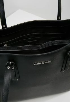 MICHAEL Michael Kors VOYAGER - Tote Bag - Black -MICHAEL Michael Kors shop 555b9ad13ae04ffdbc1294c8582905ba