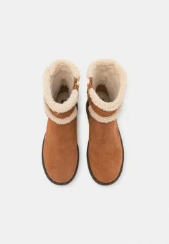 MICHAEL Michael Kors MARLY BOOTIE - Classic Ankle Boots - Luggage -MICHAEL Michael Kors shop 562b40e175664de6b953855530926d90