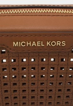 MICHAEL Michael Kors JET SET CAMERA BAG - Across Body Bag - Luggage -MICHAEL Michael Kors shop 56e6fedd53534de7a2c7173a11a4d5fa