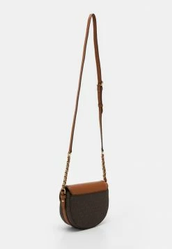 MICHAEL Michael Kors JET SET CHARM DOME - Across Body Bag - Brown/acorn 9 MICHAEL Michael Kors JET SET CHARM DOME - Across Body Bag - Brown/acorn -MICHAEL Michael Kors shop 578149e5b5d646648929d5b649f17f75