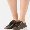 MICHAEL Michael Kors POPPY LACE UP - Trainers - Brown