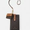 MICHAEL Michael Kors DEVON TECH LANYARD - Phone Case - Brown/acorn 2 MICHAEL Michael Kors DEVON TECH LANYARD - Phone Case - Brown/acorn -MICHAEL Michael Kors shop 5837a901c0894cdab609eff5109e65c8