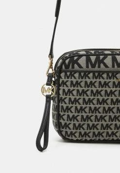 MICHAEL Michael Kors JET CHARM CAMERA XBODY - Across Body Bag - Beige -MICHAEL Michael Kors shop 5930d5c1c58746c1b23588ab31eb2eda