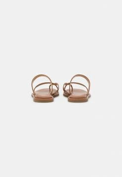 MICHAEL Michael Kors ALBA THONG SLIDE - T-bar Sandals - Luggage -MICHAEL Michael Kors shop 5d97045006b54c4fb0c05a309123590d