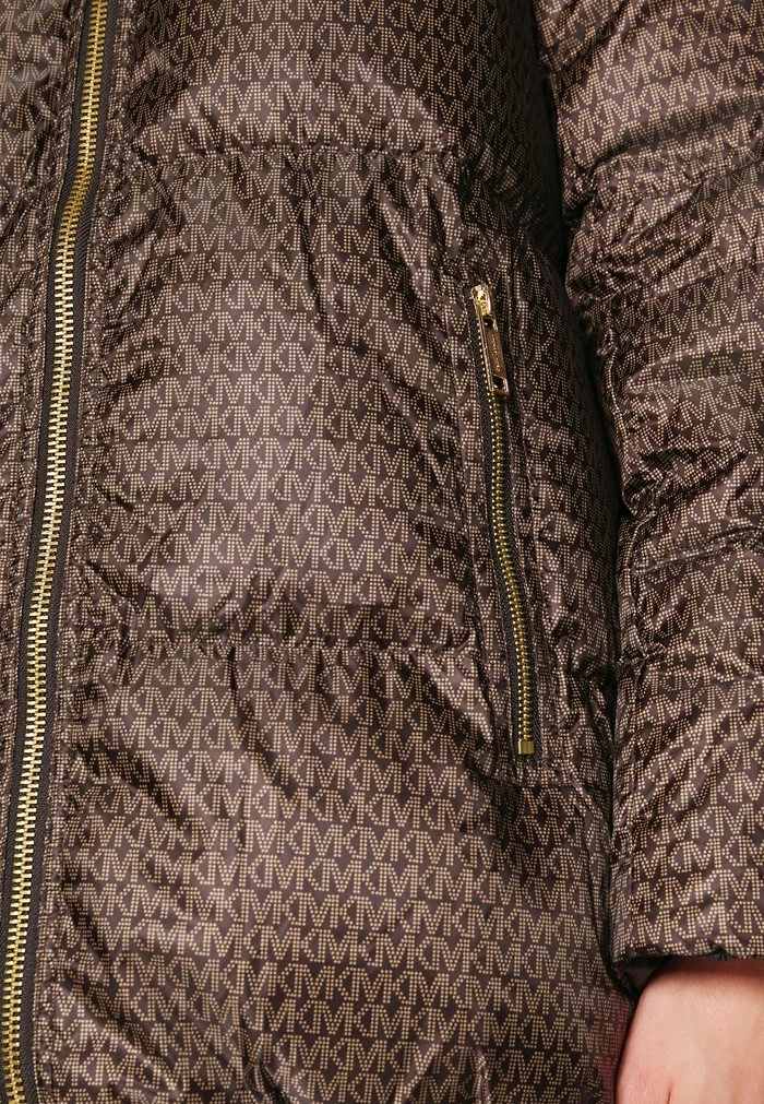 MICHAEL Michael Kors LOGO - Down Coat - Chocolate 9 MICHAEL Michael Kors LOGO - Down Coat - Chocolate - Image 7