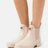MICHAEL Michael Kors SIDNEY RAIN BOOTIE - Wellies - Soft Pink 1 MICHAEL Michael Kors SIDNEY RAIN BOOTIE - Wellies - Soft Pink -MICHAEL Michael Kors shop 606889472e914035b6ed76a825cf86ea