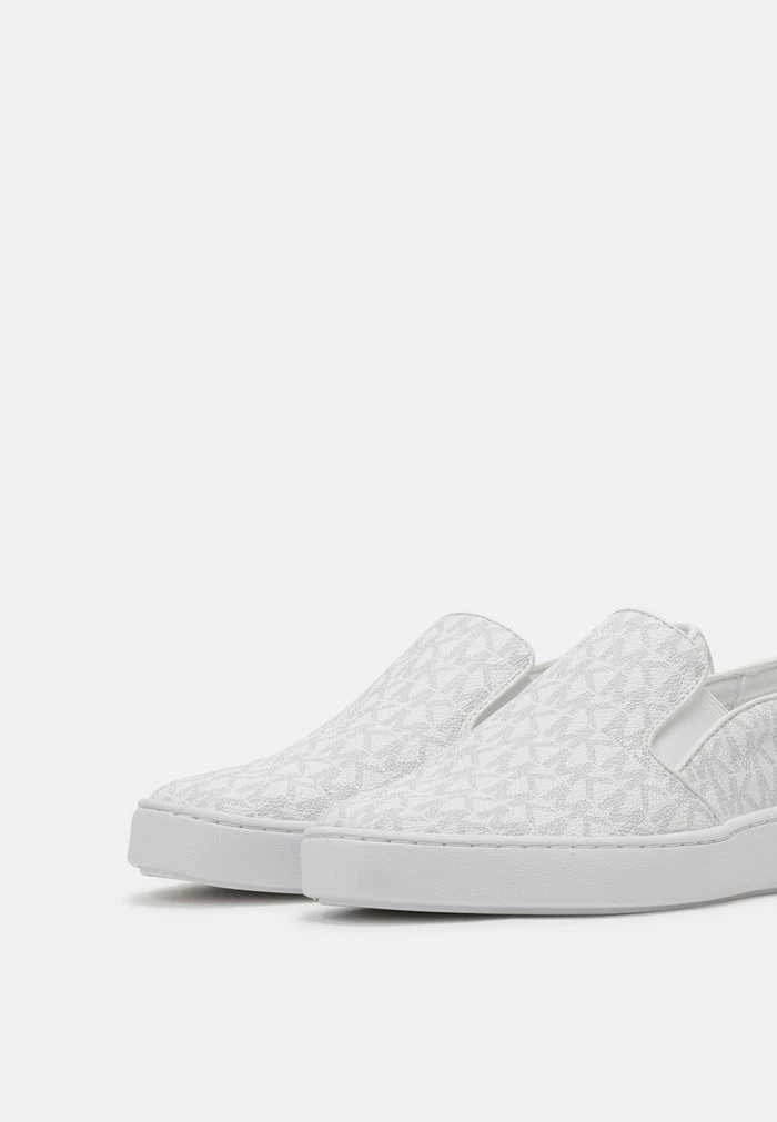 MICHAEL Michael Kors KEATON - Slip-ons - Bright White 9 MICHAEL Michael Kors KEATON - Slip-ons - Bright White - Image 7