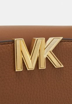 MICHAEL Michael Kors KARLIE XBODY - Across Body Bag - Luggage -MICHAEL Michael Kors shop 654f14f842474fbf8fabcc8300fd21e0