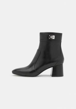 MICHAEL Michael Kors PADMA STRAP BOOTIE - Classic Ankle Boots - Black