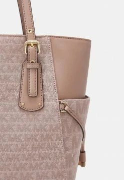 MICHAEL Michael Kors VOYAGER TOTE - Tote Bag - Softpink/fawn -MICHAEL Michael Kors shop 6ac995254dde4c9a92219503983a9898