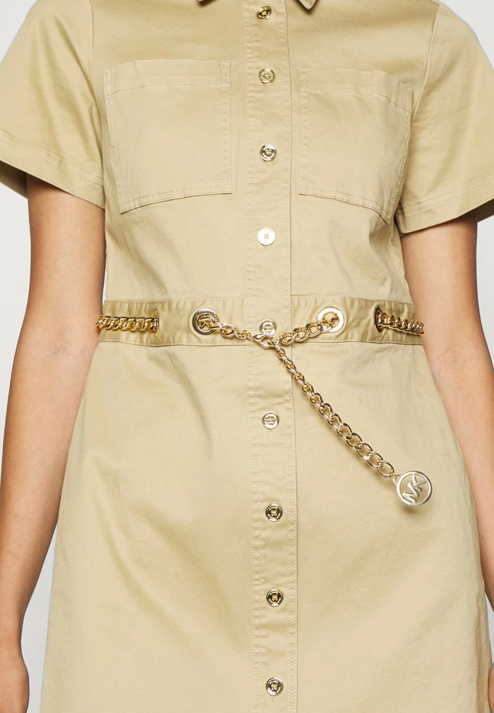 MICHAEL Michael Kors CHAIN BELT SHIRT DRESS - Day Dress - Khaki 8 MICHAEL Michael Kors CHAIN BELT SHIRT DRESS - Day Dress - Khaki - Image 6