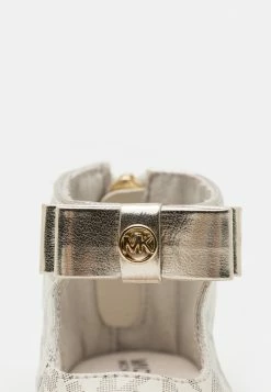 MICHAEL Michael Kors BABY TILLY - Sandals - Vanilla -MICHAEL Michael Kors shop 720ded9ef2284733bb2a6b4fe5205721