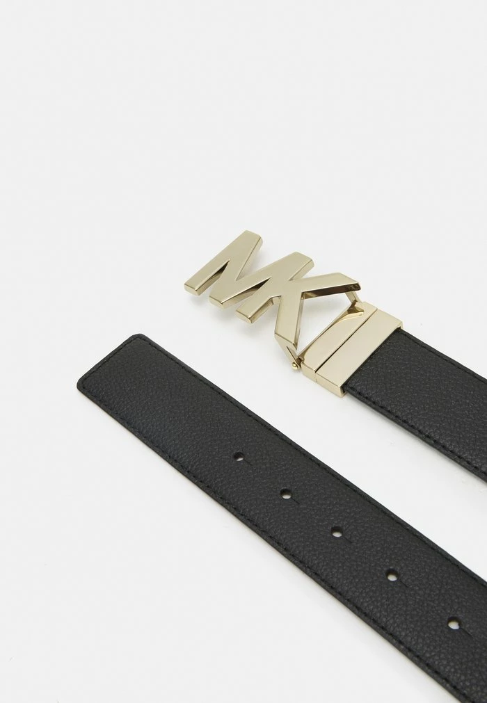 MICHAEL Michael Kors PEBBLE TO LOGO ON PLAQ - Belt - Black 5 MICHAEL Michael Kors PEBBLE TO LOGO ON PLAQ - Belt - Black - Image 3