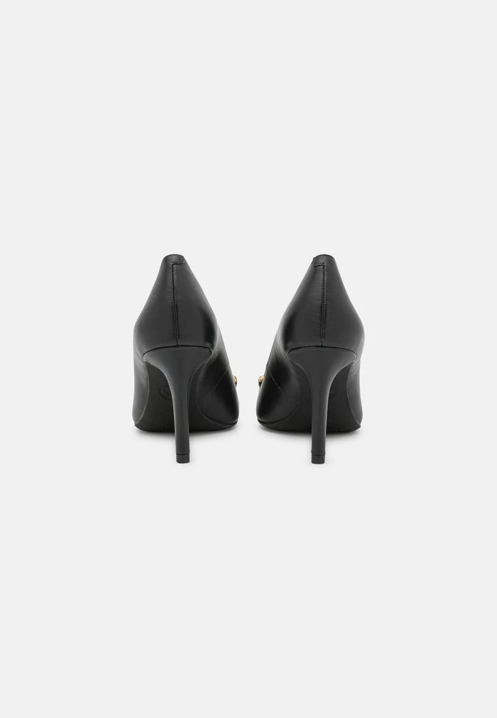 MICHAEL Michael Kors IZZY FLEX - Classic Heels - Black 5 MICHAEL Michael Kors IZZY FLEX - Classic Heels - Black - Image 3