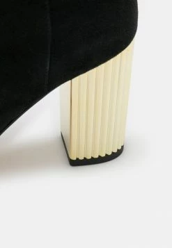 MICHAEL Michael Kors PORTER BOOTIE - Classic Ankle Boots - Black -MICHAEL Michael Kors shop 7b2e38f6a6554bffa11d2fdb7277a15f