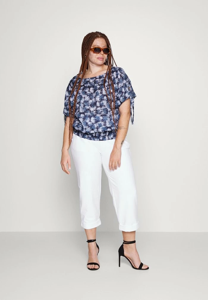 MICHAEL Michael Kors SOLID ROLLD CUF - Trousers - White 4 MICHAEL Michael Kors SOLID ROLLD CUF - Trousers - White - Image 2