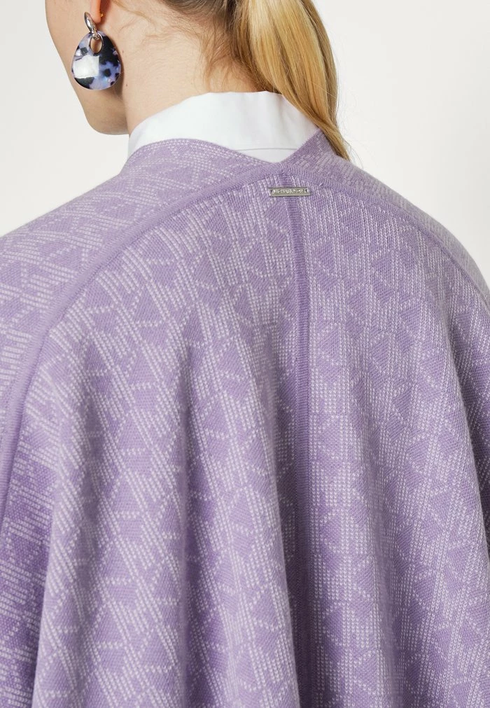 MICHAEL Michael Kors BOLD INTARSIA PONCHO - Cape - Lavender Mist 8 MICHAEL Michael Kors BOLD INTARSIA PONCHO - Cape - Lavender Mist - Image 6