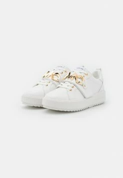 MICHAEL Michael Kors EMMETT STRAP LACE UP - Trainers - Optic White -MICHAEL Michael Kors shop 834cdbf64c274612ac7ef9bfa16f04be