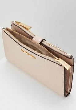 MICHAEL Michael Kors JET WRISTLET - Wallet - Soft Pink -MICHAEL Michael Kors shop 86c6de1e9e0645b488c97af0cec4e363