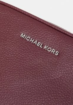 MICHAEL Michael Kors JET SET CAMERA BAG - Across Body Bag - Merlot -MICHAEL Michael Kors shop 8cffb5ca9a6446b18d5e21a5252dc4ed