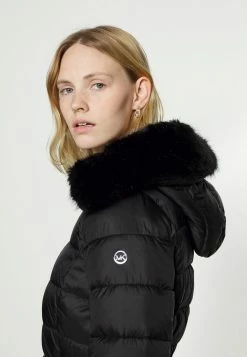 MICHAEL Michael Kors BELTED HORIZONTAL QUILTED PUFFER COAT WITH SNAP OFF - Winter Jacket - Black 15 MICHAEL Michael Kors BELTED HORIZONTAL QUILTED PUFFER COAT WITH SNAP OFF - Winter Jacket - Black -MICHAEL Michael Kors shop 8e8480053c314b7e89eb2400580422d5