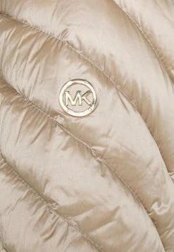 MICHAEL Michael Kors SHORT PACKABLE - Down Jacket - Champagne 9 MICHAEL Michael Kors SHORT PACKABLE - Down Jacket - Champagne -MICHAEL Michael Kors shop 8fb13fa7682a4877bc1cab285c42e1d5