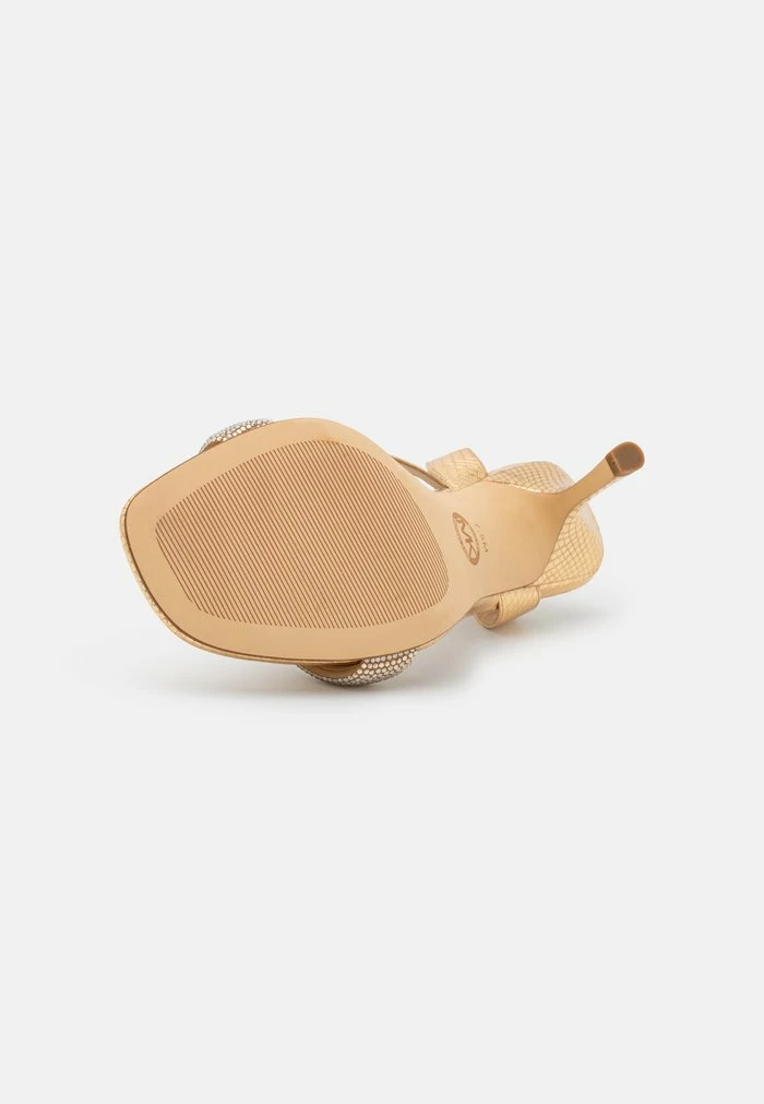 MICHAEL Michael Kors CARRIE - Sandals - Gold 8 MICHAEL Michael Kors CARRIE - Sandals - Gold - Image 6