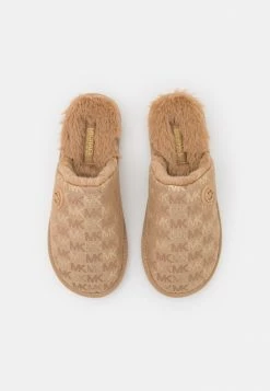 MICHAEL Michael Kors JANIS - Slippers - Camel -MICHAEL Michael Kors shop 972b479e0c6b4fe19e928343b4500c10