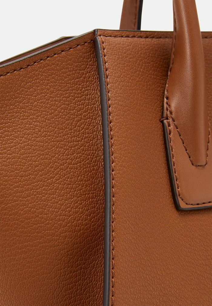 MICHAEL Michael Kors AVRIL SATCHEL - Handbag - Luggage 8 MICHAEL Michael Kors AVRIL SATCHEL - Handbag - Luggage - Image 6