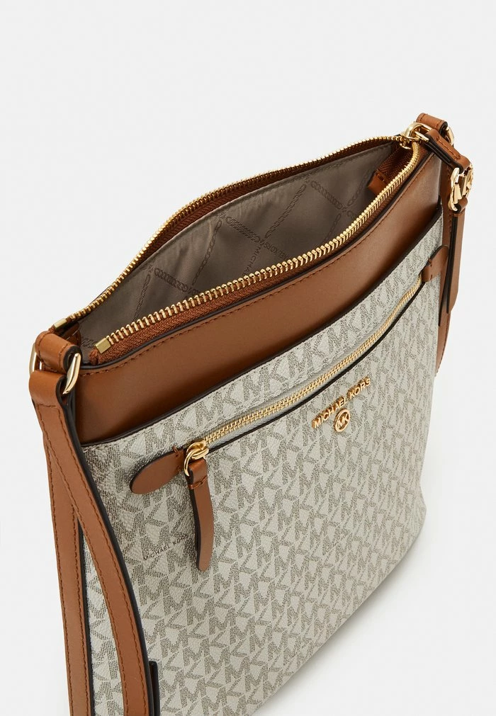 MICHAEL Michael Kors JET CHARM FLAT XBODY - Across Body Bag - Vanilla 7 MICHAEL Michael Kors JET CHARM FLAT XBODY - Across Body Bag - Vanilla - Image 5