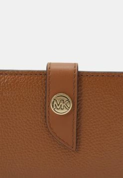 MICHAEL Michael Kors CHARM WALLET - Wallet - Luggage -MICHAEL Michael Kors shop b87fc1f5c8ea47f88f29369bf0035fc2
