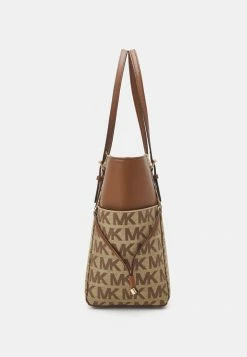 MICHAEL Michael Kors VOYAGER TOTE - Tote Bag - Beige -MICHAEL Michael Kors shop bf66b3c694c94701a3de100430c3fe9f