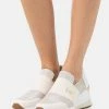 MICHAEL Michael Kors FELIX TRAINER - Trainers - Champagne